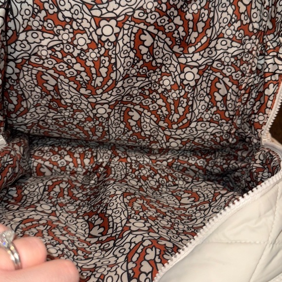 Vera Bradley Large Bancroft Backpack Pumice Stone in Featherweight - Picture 9 of 9